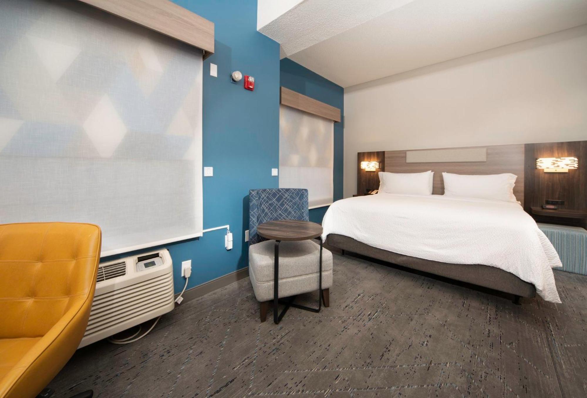 Holiday Inn Express & Suites Indianapolis - East By Ihg Екстериор снимка